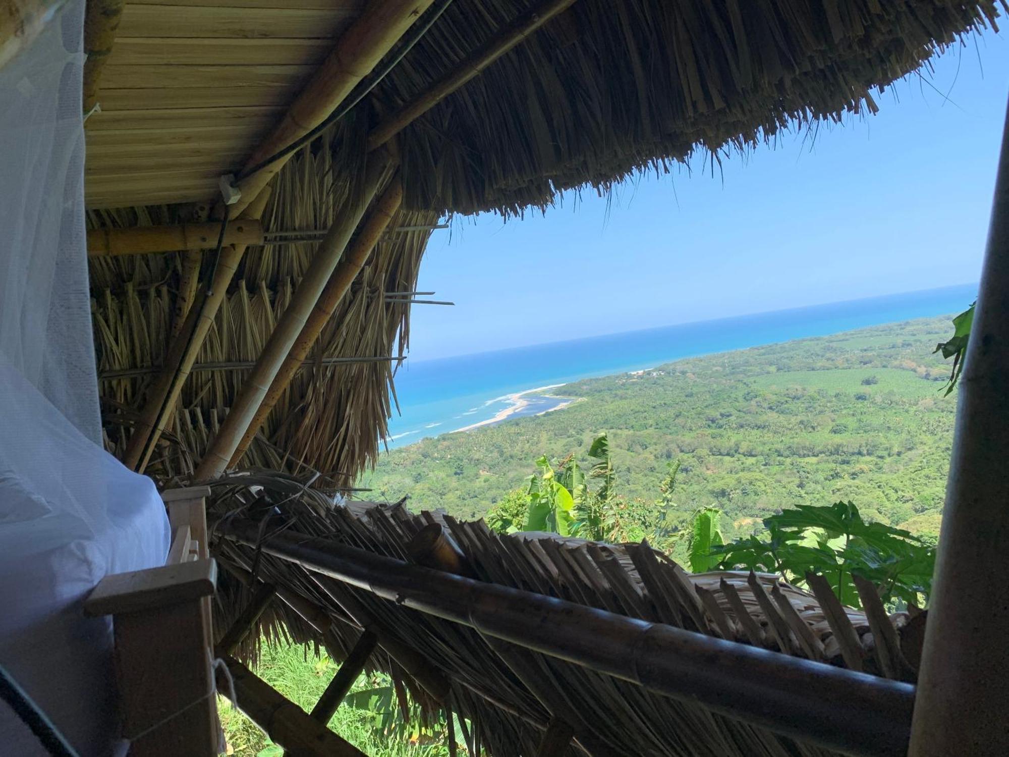 ホテル Puerto Alto ブリタカ エクステリア 写真